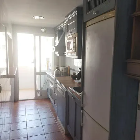 Piso Tres Dormitorios, Dos Banos, Garaje, Casco Urbano Apartment Marbella